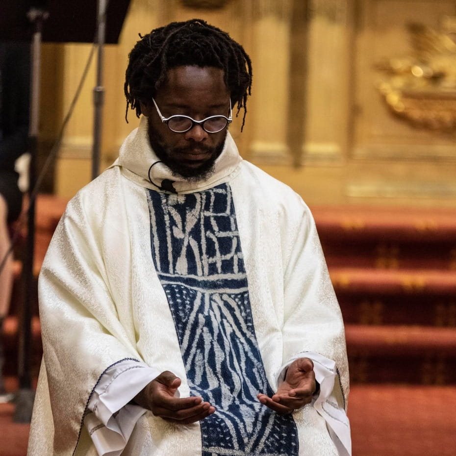Catholicisme français, entre effondrement et réveil de la foi lesyr